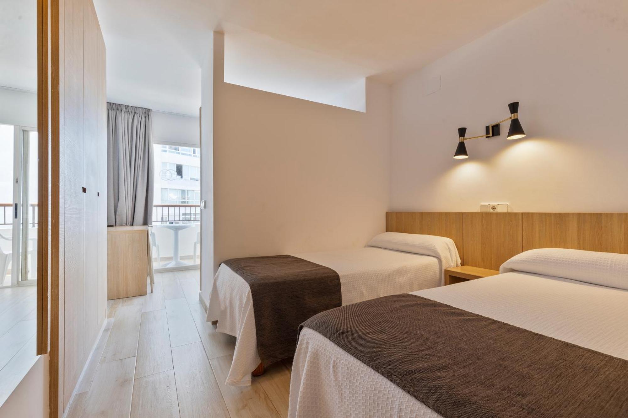 Sunside Ibiza Studios - Only Adults- Formerly Known As Central Park Σαν Αντόνιο Εξωτερικό φωτογραφία
