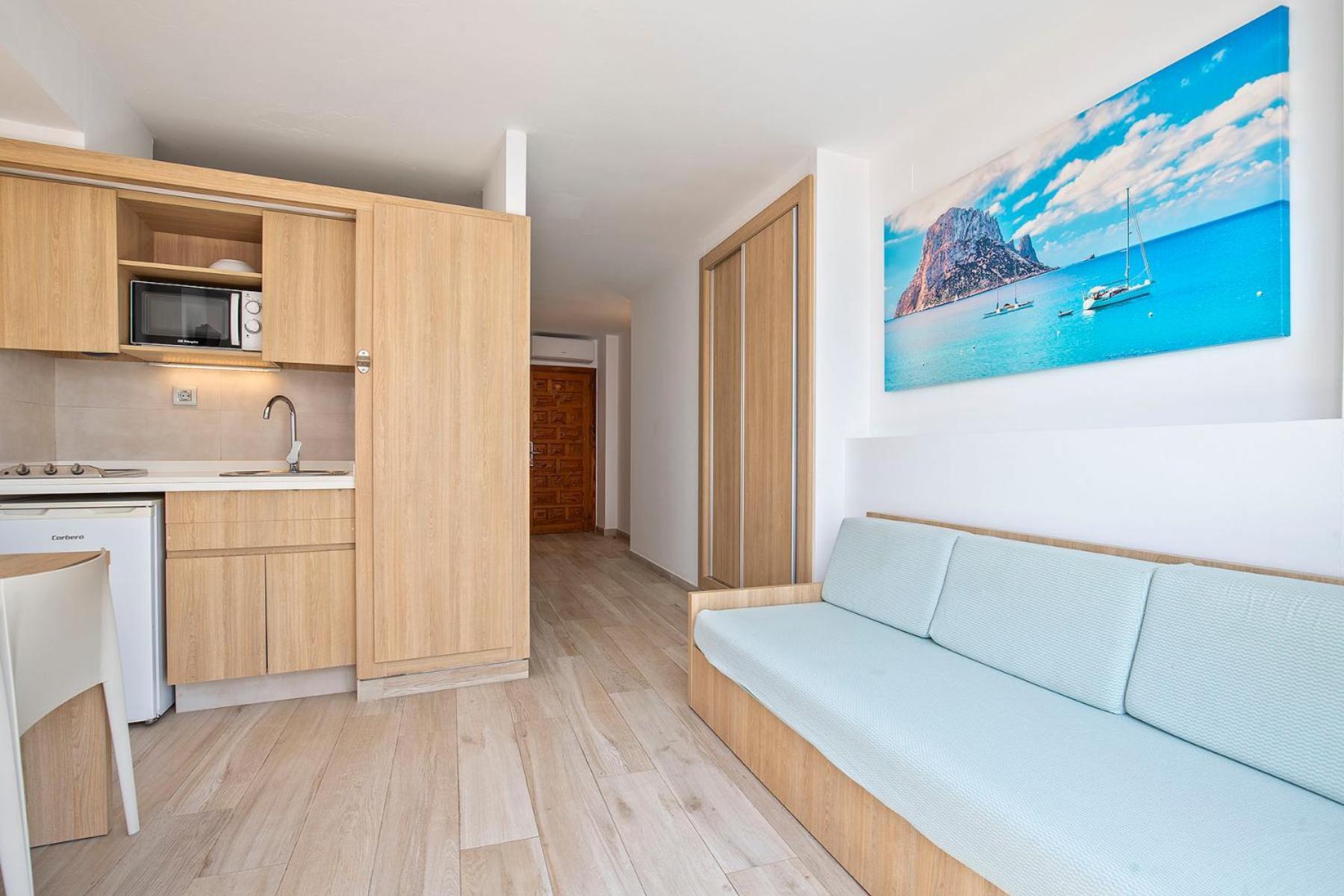 Sunside Ibiza Studios - Only Adults- Formerly Known As Central Park Σαν Αντόνιο Εξωτερικό φωτογραφία