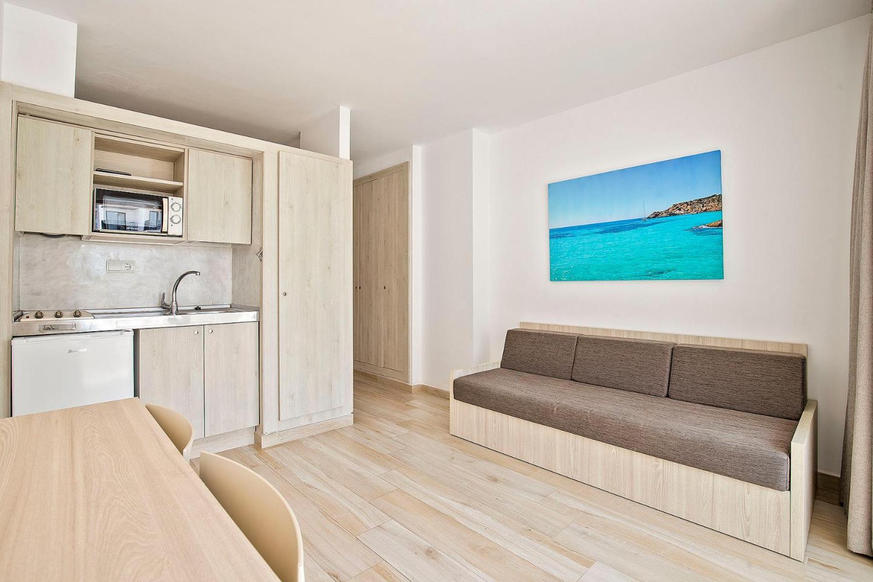 Sunside Ibiza Studios - Only Adults- Formerly Known As Central Park Σαν Αντόνιο Εξωτερικό φωτογραφία