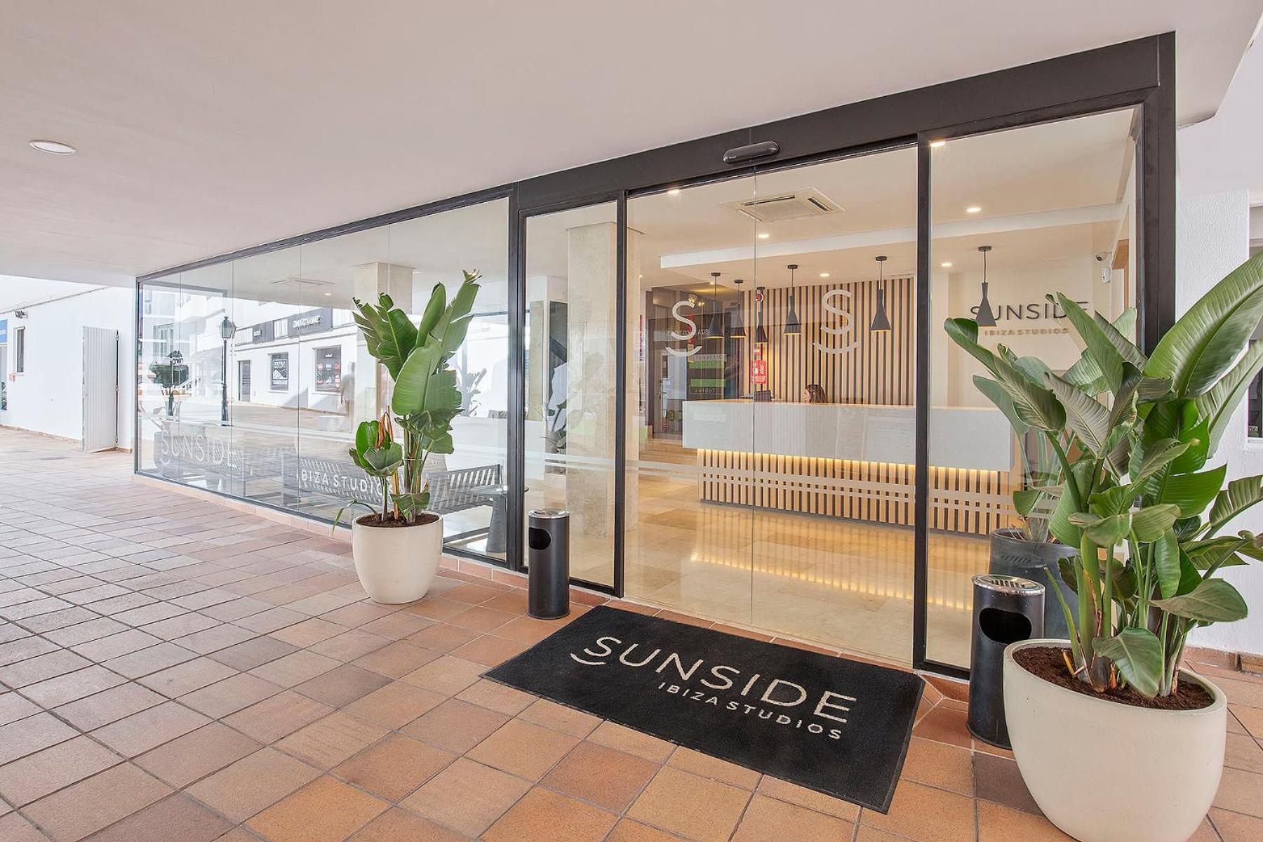 Sunside Ibiza Studios - Only Adults- Formerly Known As Central Park Σαν Αντόνιο Εξωτερικό φωτογραφία