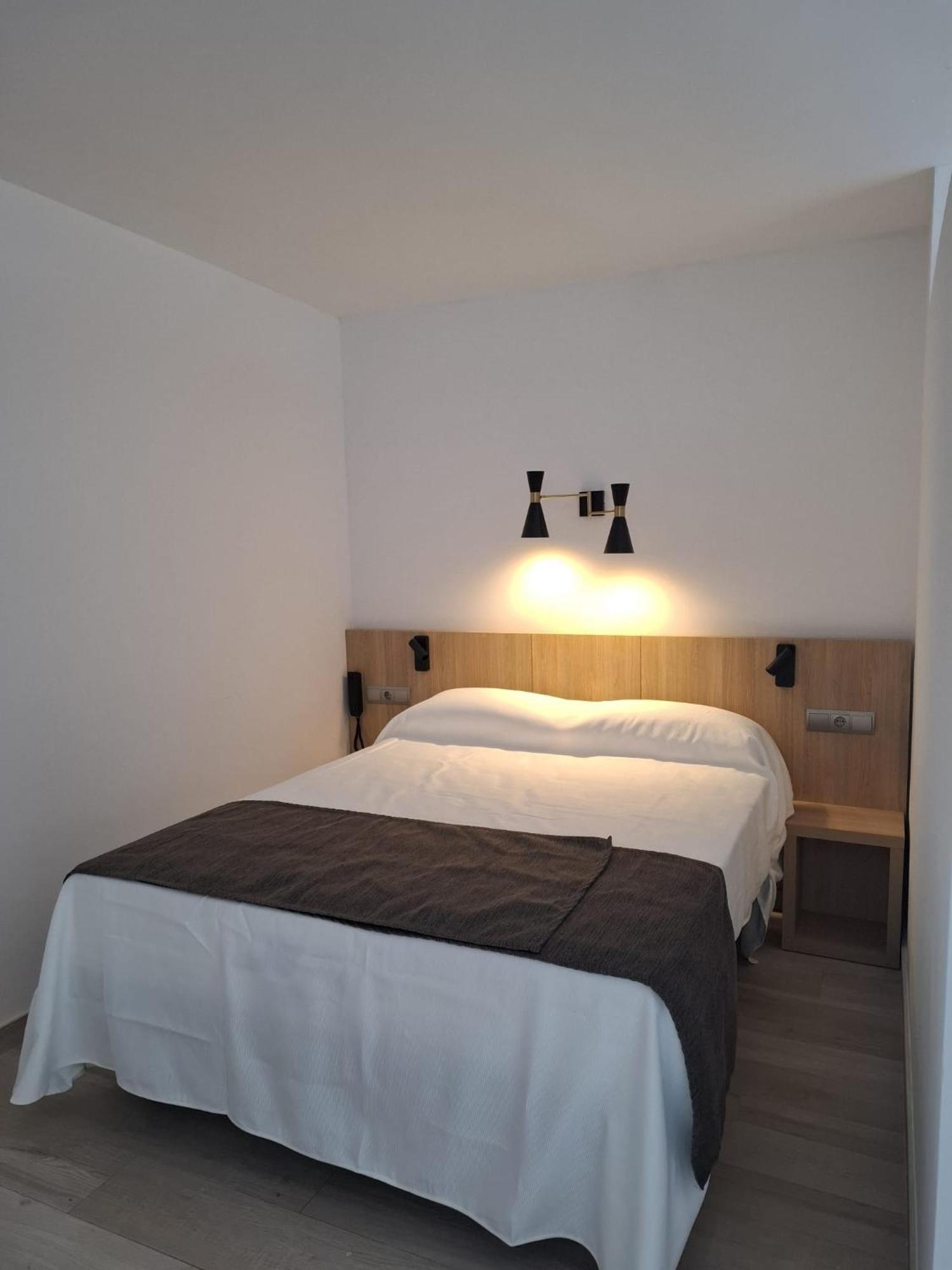 Sunside Ibiza Studios - Only Adults- Formerly Known As Central Park Σαν Αντόνιο Εξωτερικό φωτογραφία