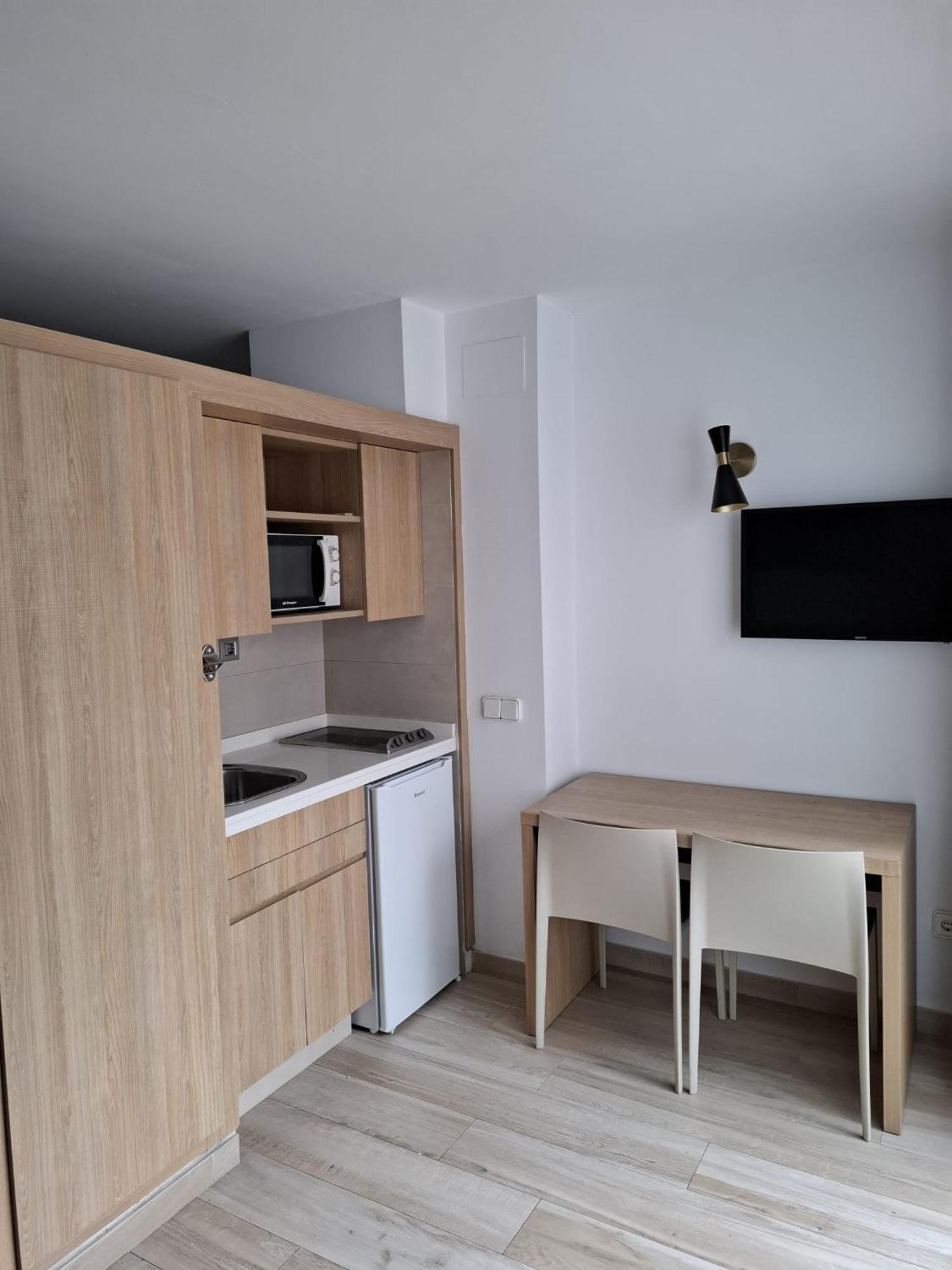 Sunside Ibiza Studios - Only Adults- Formerly Known As Central Park Σαν Αντόνιο Εξωτερικό φωτογραφία