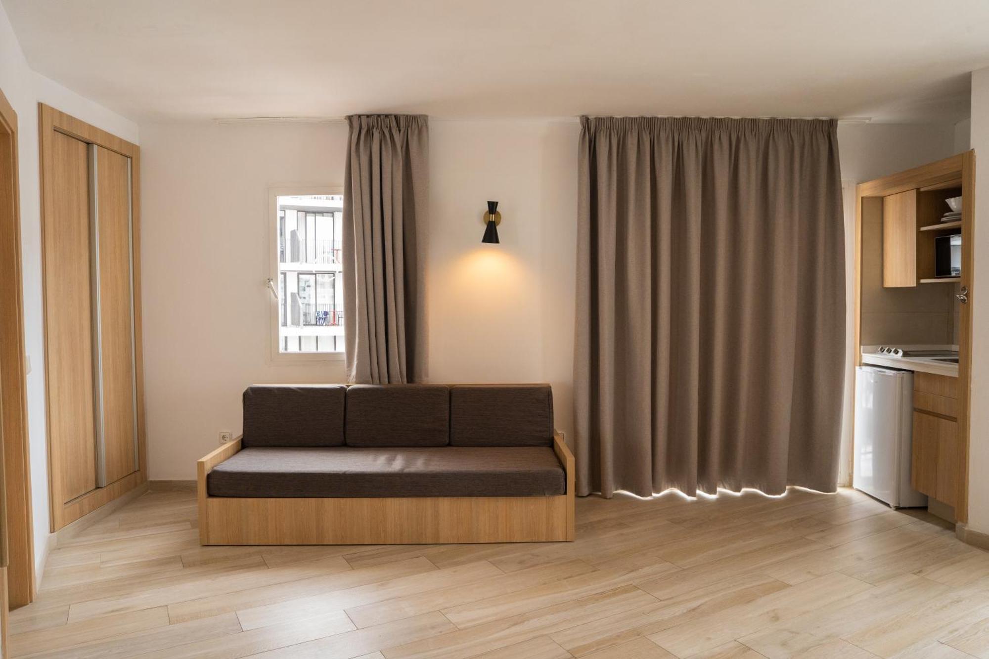 Sunside Ibiza Studios - Only Adults- Formerly Known As Central Park Σαν Αντόνιο Εξωτερικό φωτογραφία