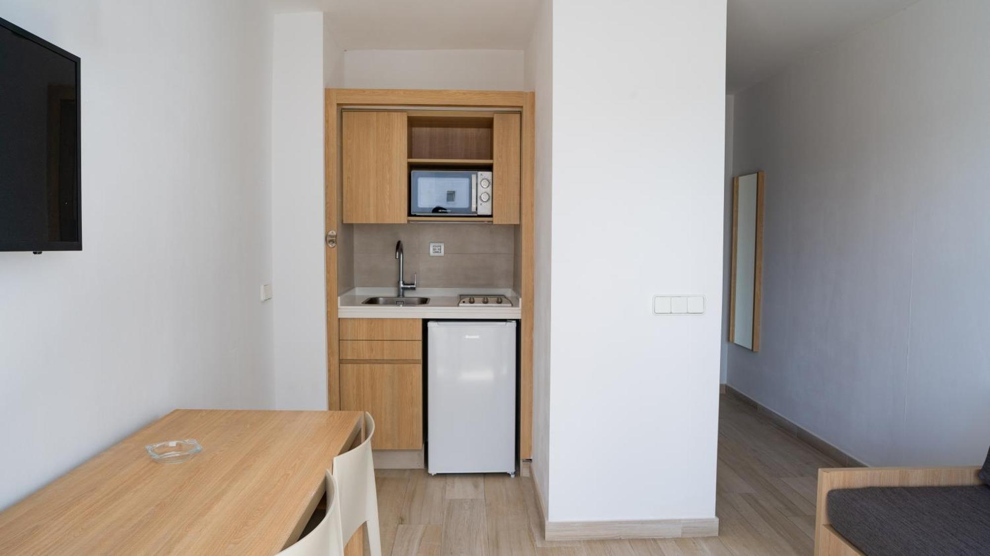 Sunside Ibiza Studios - Only Adults- Formerly Known As Central Park Σαν Αντόνιο Εξωτερικό φωτογραφία